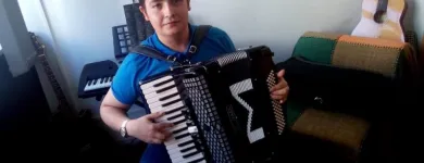 Imagem 5 da empresa PROF. RAUL SALLENAVE Escolas De Música em Porto Alegre RS