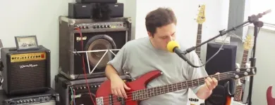 Imagem 3 da empresa PROF. RAUL SALLENAVE Escolas De Música em Porto Alegre RS